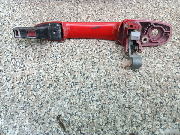 Ручка двери на Mazda 3 GJ6A59410K11 Mazda 2 оригинальный номер GJ6A59410K11
