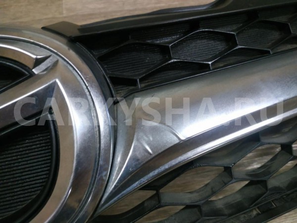 Решетка радиатора Mazda MPV 