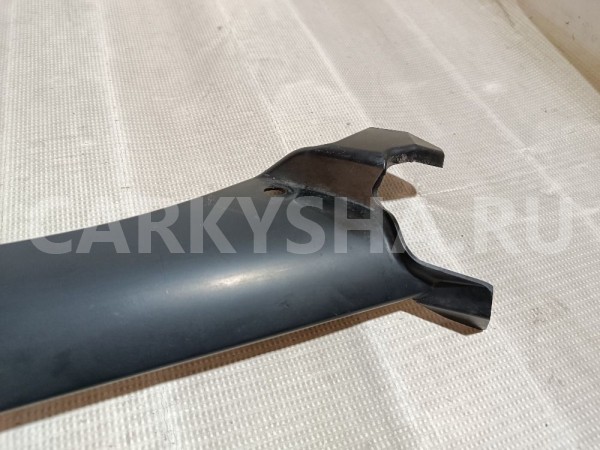 Накладка лобового стекла левая Land Rover Range Rover 