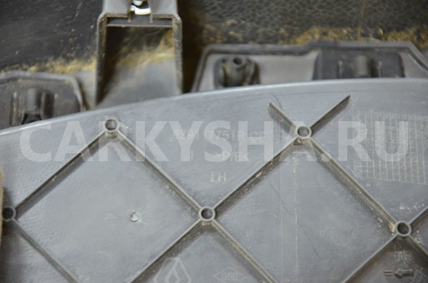 Обшивка двери задней левой Renault Sandero 