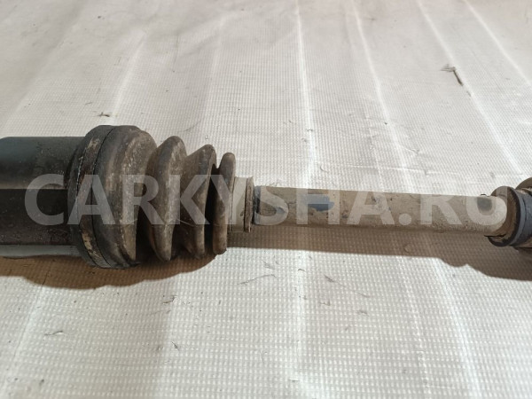 Полуось передняя правая Nissan Primera оригинальный номер 391002F000