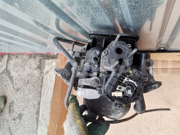 Коллектор впускной Audi V8 4.2 Audi V8 