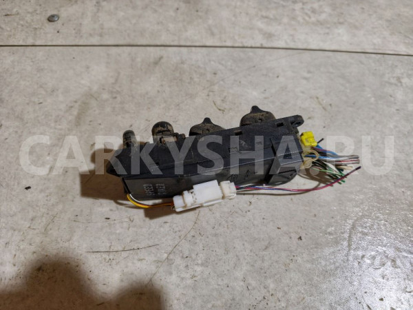 Блок управления стеклоподъемниками Nissan Bluebird оригинальный номер 254010E001