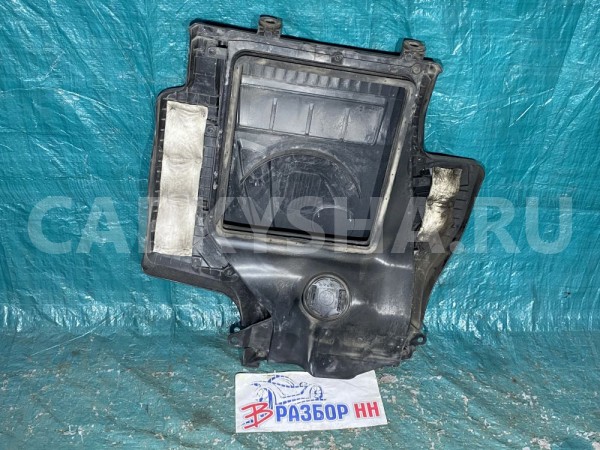 Накладка декоративная на двигатель Mazda CX-7 I Mazda 2 оригинальный номер L33E1356ZC