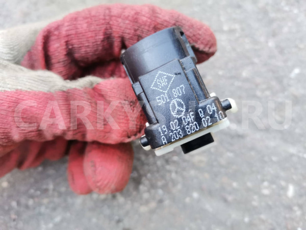 Кнопка стеклоподъемника правая A2038200210 Mercedes-Benz C-класс W203 Mercedes-Benz C-klasse оригинальный номер A2038200210