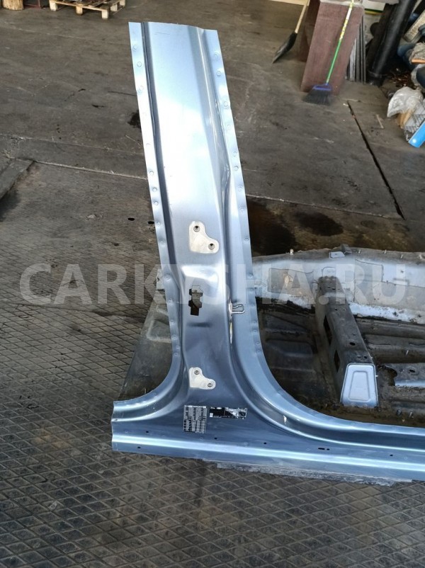 Стойка кузова средняя правая Range Rover Sport 2 Land Rover Range Rover 