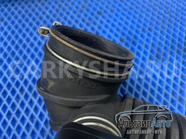 Патрубок воздушного фильтра mitsubishi pajero V75W Mitsubishi i оригинальный номер mr404738