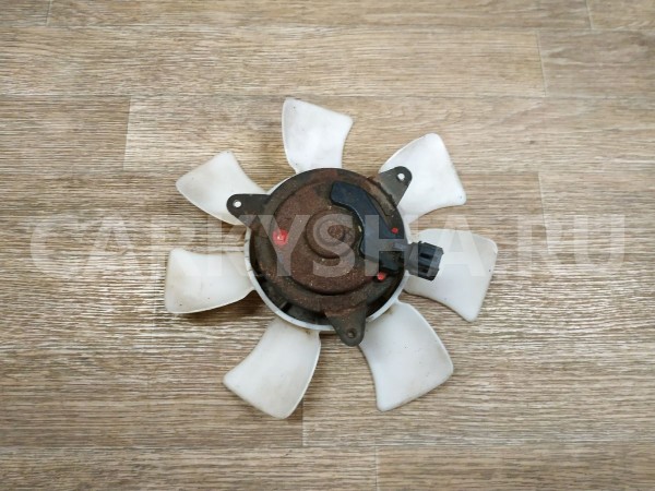 Вентилятор охлаждения Nissan Cube 