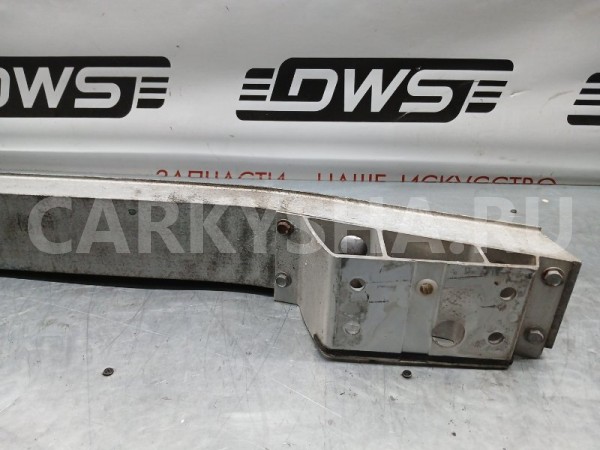 Усилитель бампера Lexus IS 