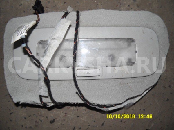 Плафон салонный Volkswagen Golf Plus II (2009—2014) Volkswagen Golf Plus 