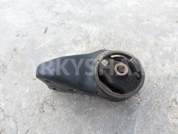 Подушка двигателя Mazda Familia 