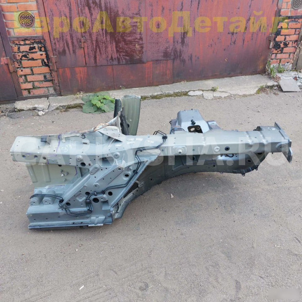 Четверть передняя лонжерон Range Rover L460 / L461 Land Rover Range Rover оригинальный номер LR185910