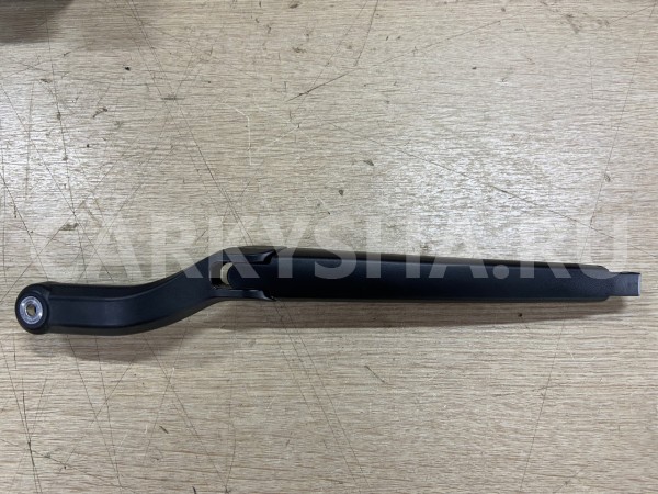 Поводок стеклоочистителя задний Lexus GX II Рестайлинг 2 оригинальный номер 85241-60151