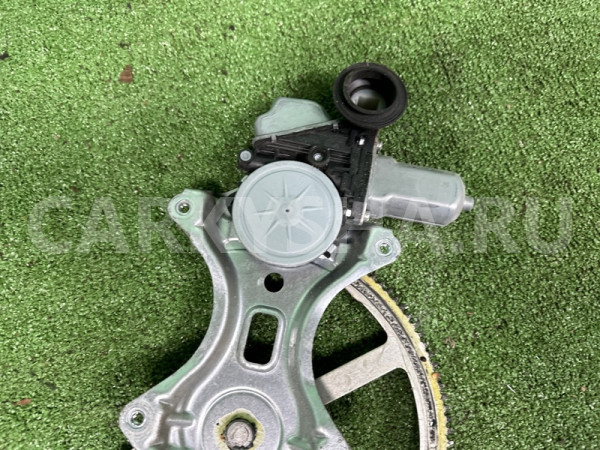 Стеклоподъемник Toyota Land Cruiser 200 2007-2021 6980160080, передний правый Toyota Land Cruiser 
