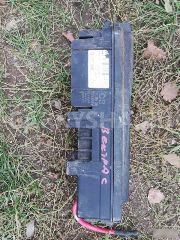 Блок предохранителей Opel Vectra C (2002—2005) Opel Vectra 