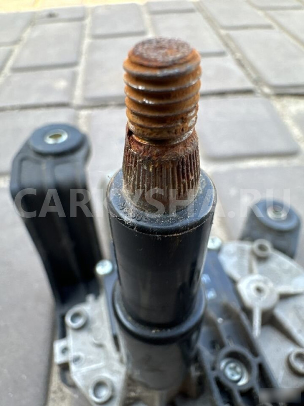 Моторчик заднего дворника Opel Astra J Opel Astra оригинальный номер 13395013