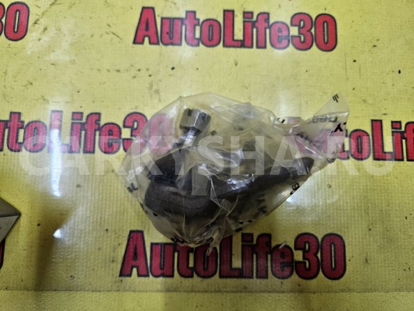 Опора шаровая левая передней подвески Toyota Corolla 