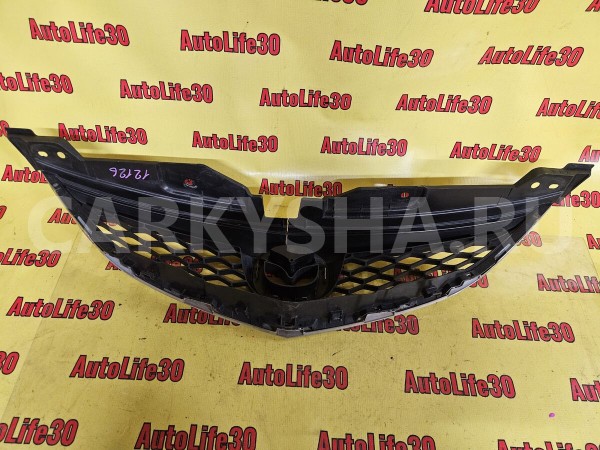 Решетка радиатора Mazda 6 