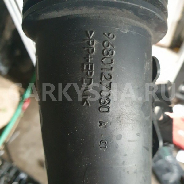 Патрубок воздушного фильтра Peugeot 308 