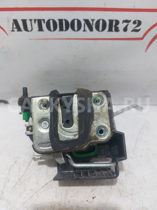 Замок двери задней правой Hyundai Solaris Hyundai Solaris оригинальный номер 814201R020