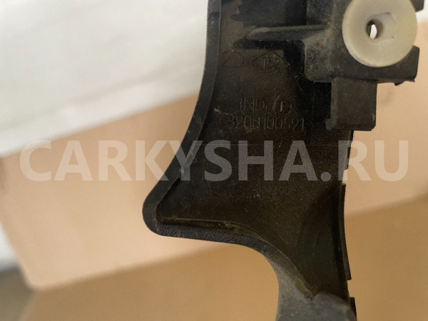 Уголок жабо правый Renault Megane II Renault 20 оригинальный номер 8200100591