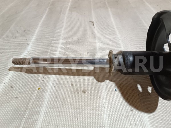 Амортизатор передний правый Toyota Carina 