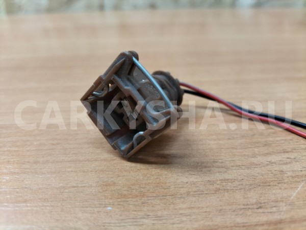 Разъем на плафон подсветки номера Geely Emgrand Geely Emgrand EC7 