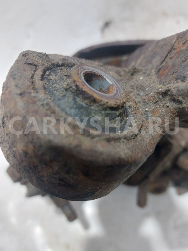 Кулак поворотный задний левый Toyota Avensis T250 Toyota Avensis оригинальный номер 4230505100