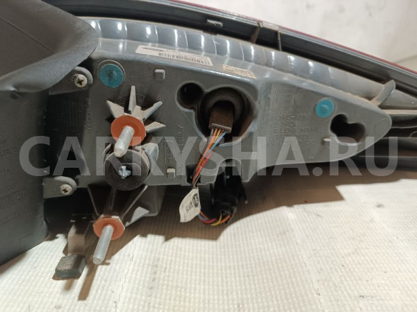 Фонарь задний наружный левый Ford Mondeo оригинальный номер 1923631