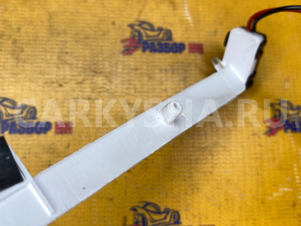 Подсветка ручки правой двери Jaguar XF 2009-2015 Jaguar XF оригинальный номер C2P12594