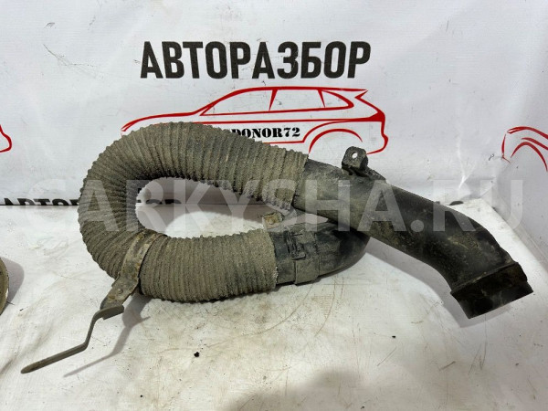 Воздухозаборник Toyota Corolla E150 Toyota Corolla оригинальный номер 1775237030