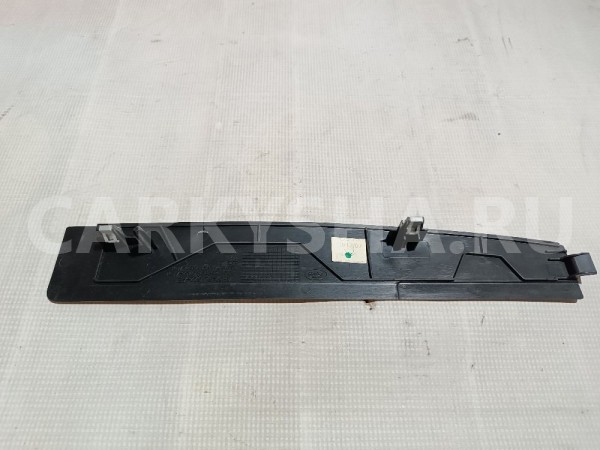 Накладка центральной консоли Land Rover Freelander 