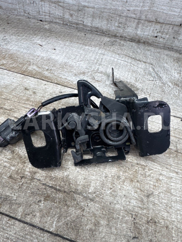 Замок капота Chevrolet Cruze 2013 рестайлинг LTZ Chevrolet Cruze оригинальный номер 95463828