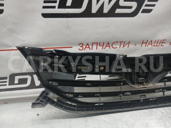 Решетка радиатора Honda Freed 