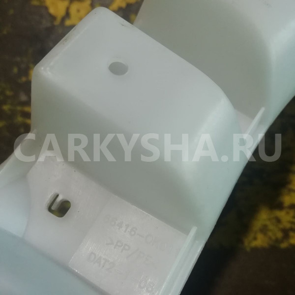 Кронштейн Toyota Hilux VII рестайлинг (2011—2015) Toyota Hilux оригинальный номер 664160k011