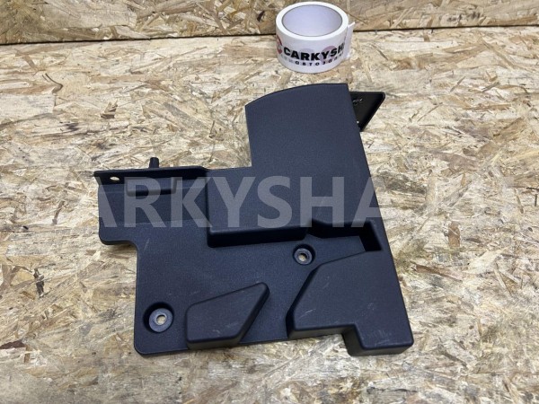 Кронштейн задней полки правый Jetour Dashing оригинальный номер F16-5518090CA