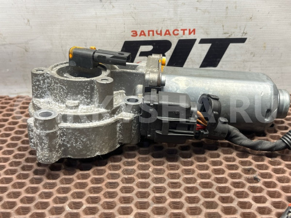 Актуатор раздатки BMW X3 оригинальный номер 27 10 2 449 709, 27 10 2 449 709, 27102449709, 2449709, 27 10 7 566 250, 27107566250, 7566250, 27 10 7 566 296, 27107566296, 7566296, 27 10 7 568 267, 27107568267, 7568267, 27 10 7 541 782, 27107541782, 7541782