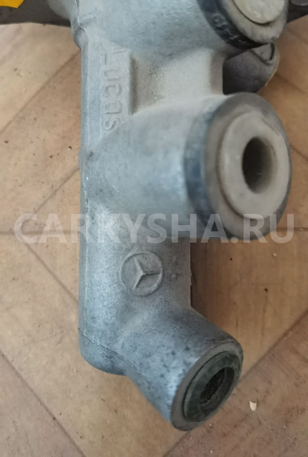 Цилиндр тормозной главный Mercedes-Benz E-klasse 