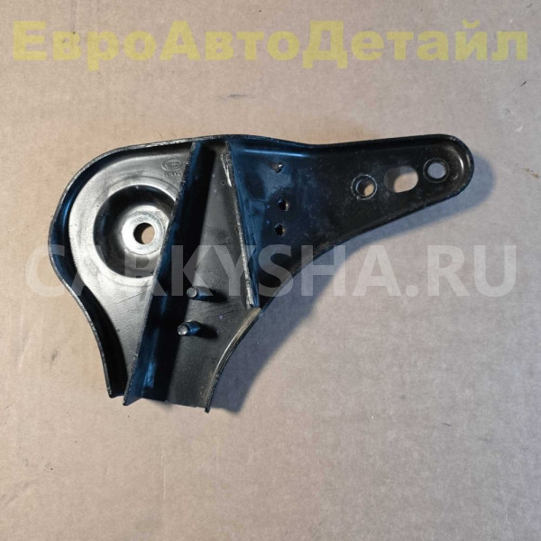 Крепление задней балки Land Rover Defender 2 L663 Land Rover Defender оригинальный номер LR146728