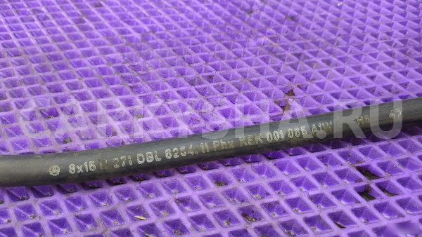 Патрубок бачка ож Mercedes-Benz W210 Mercedes-Benz E-klasse 