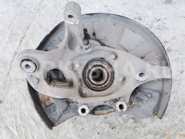 Кулак задний левый Mercedes GLK X204 Mercedes-Benz CLK-klasse оригинальный номер A2123500141