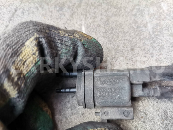 Клапан Mercedes-Benz V-класс W447 OM651 2.2 Mercedes-Benz V-classe оригинальный номер A0025407097