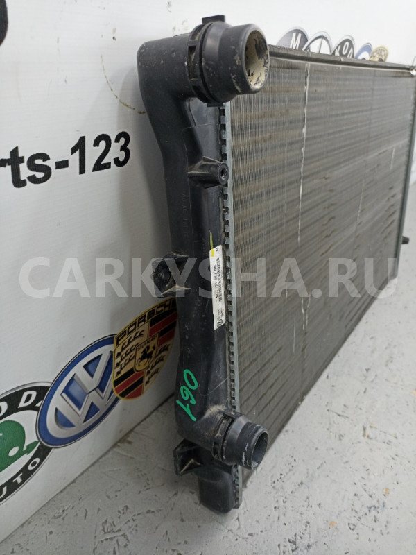 Радиатор Volkswagen GOLF 2011 Volkswagen Golf 