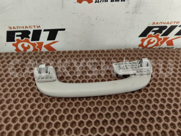 Ручка потолка BMW X3 оригинальный номер 51 16 7 499 077, 51 16 7 499 077, 51167499077, 7499077, 51 16 7 285 841, 51167285841, 7285841, 51 16 9 211 795, 51169211795, 9211795