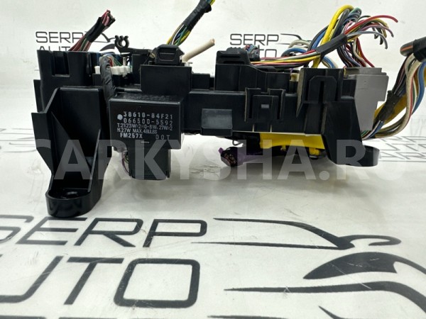 Блок предохранителей Suzuki Grand Vitara TD54W Suzuki Grand Vitara 