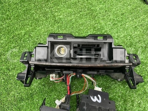 Консоль центральная Toyota Camry 2015 5880433710 ASV50 2AR-FE Toyota Camry 