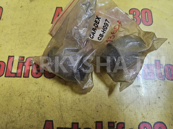 Сайлентблок задний Hyundai Elantra оригинальный номер 551304D000