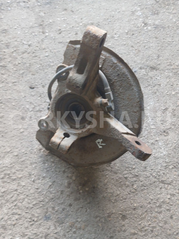 Кулак передний правый в сборе Mitsubishi Lancer 9 Mitsubishi i оригинальный номер MR491322