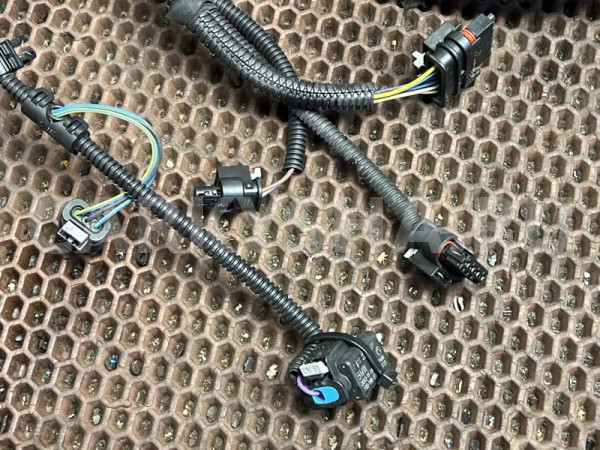 Коса под капотом Mini Hatch оригинальный номер 12 51 8 617 697, 12 51 8 617 697, 12518617697, 8617697