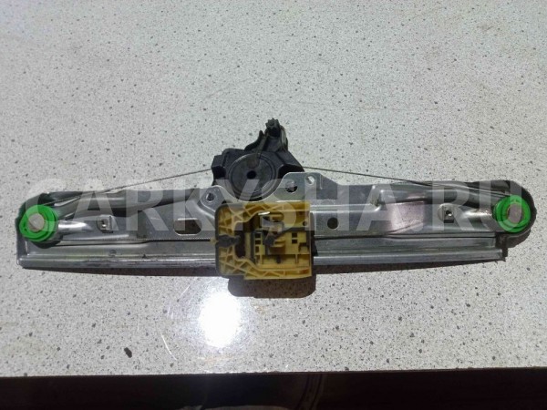 Стеклоподъемник Ford Focus III (2011—2015) Ford Focus оригинальный номер 1870371